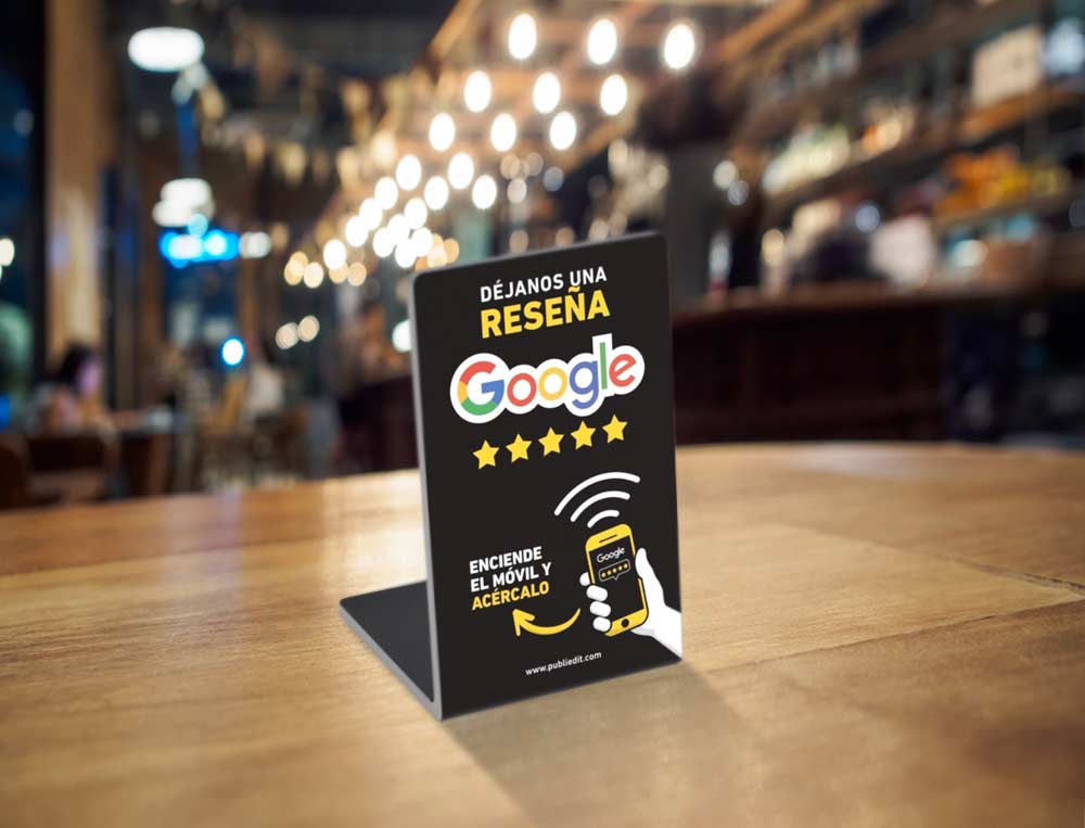 soporte top de pvc para poner reseñas de google en Barcelona